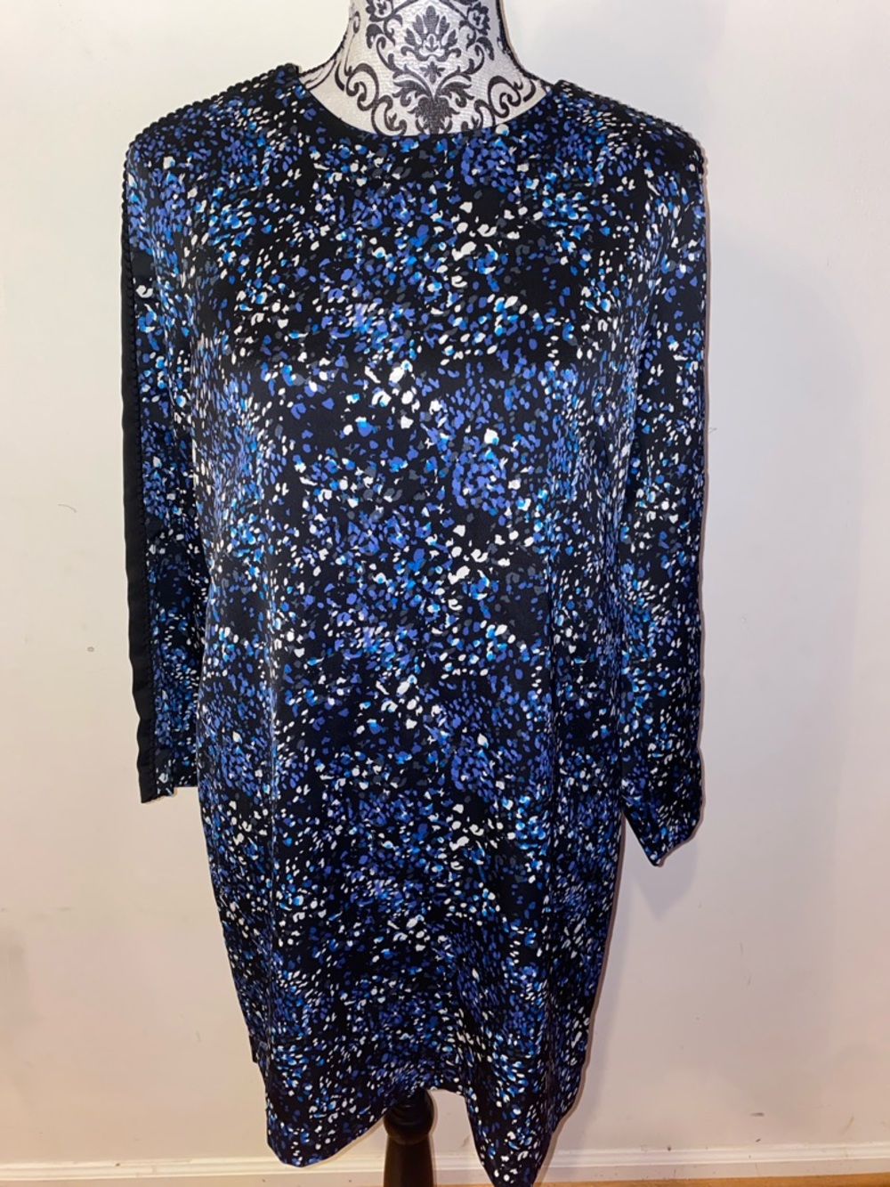 NWT! Banana Republic Black, Blue and White Speckled Long Sleeve Dress Size 10P - Picture 3 of 14